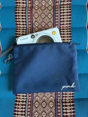 Canon Ivy Cliq+ Instant Digital Camera with Printer in White, Works Like New